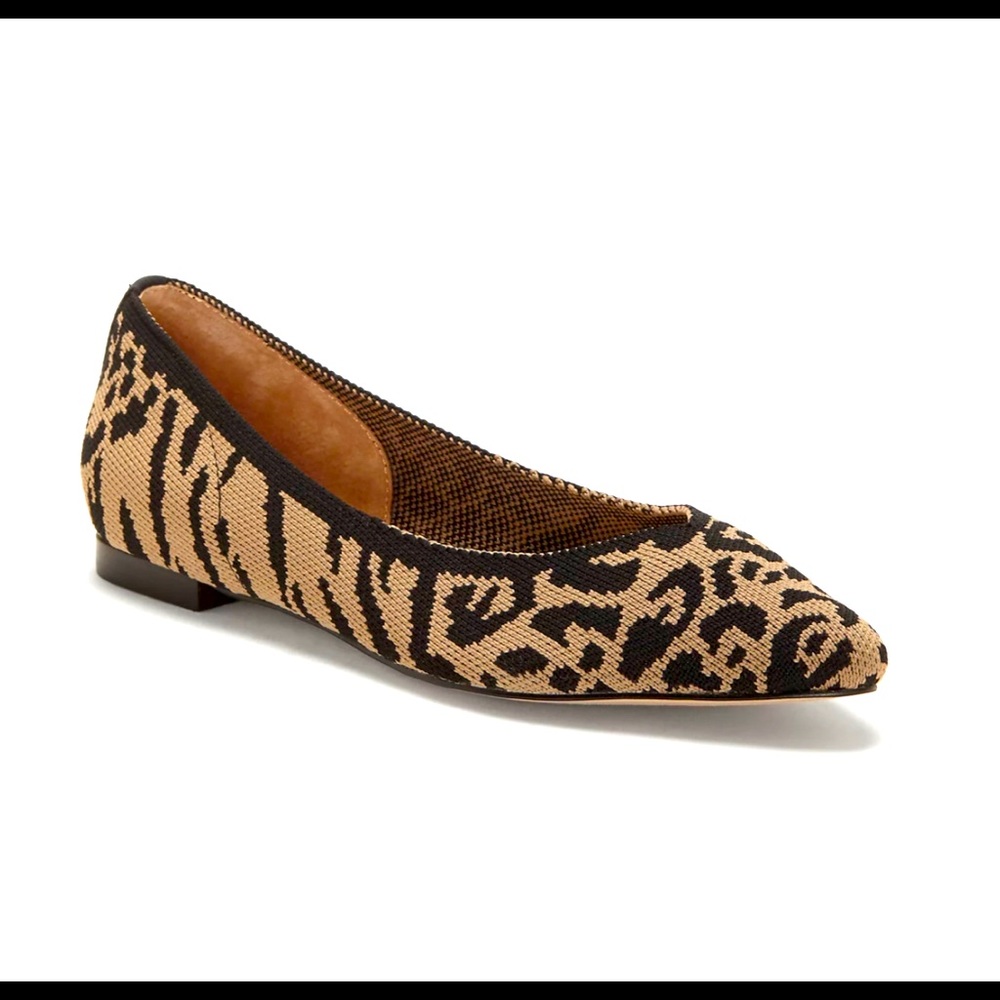 Animal print ballerina flats shoes size 9